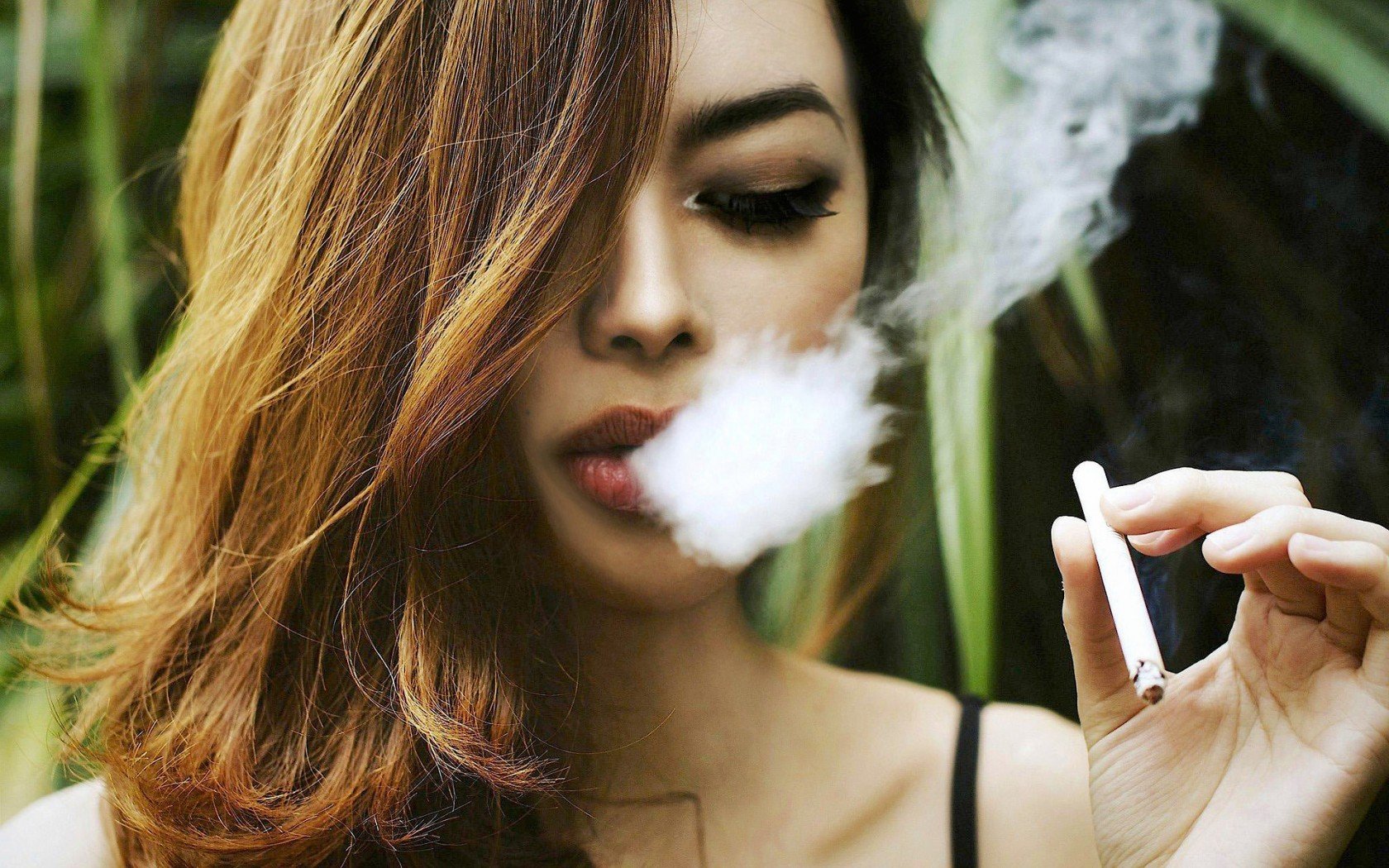 Women Brunette Smoking Cigarettes Smoke HD Wall