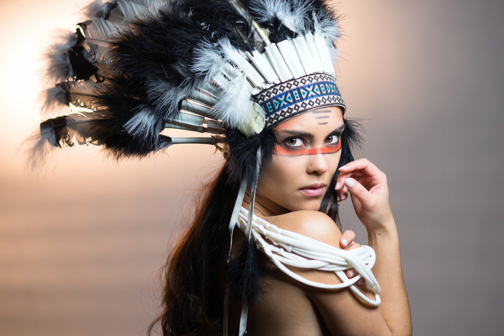 women, Model, Brunette, Long hair, Women outdoors, Feathers, Native Americans, Face, Simple background, Sun, Headdress Wallpaper