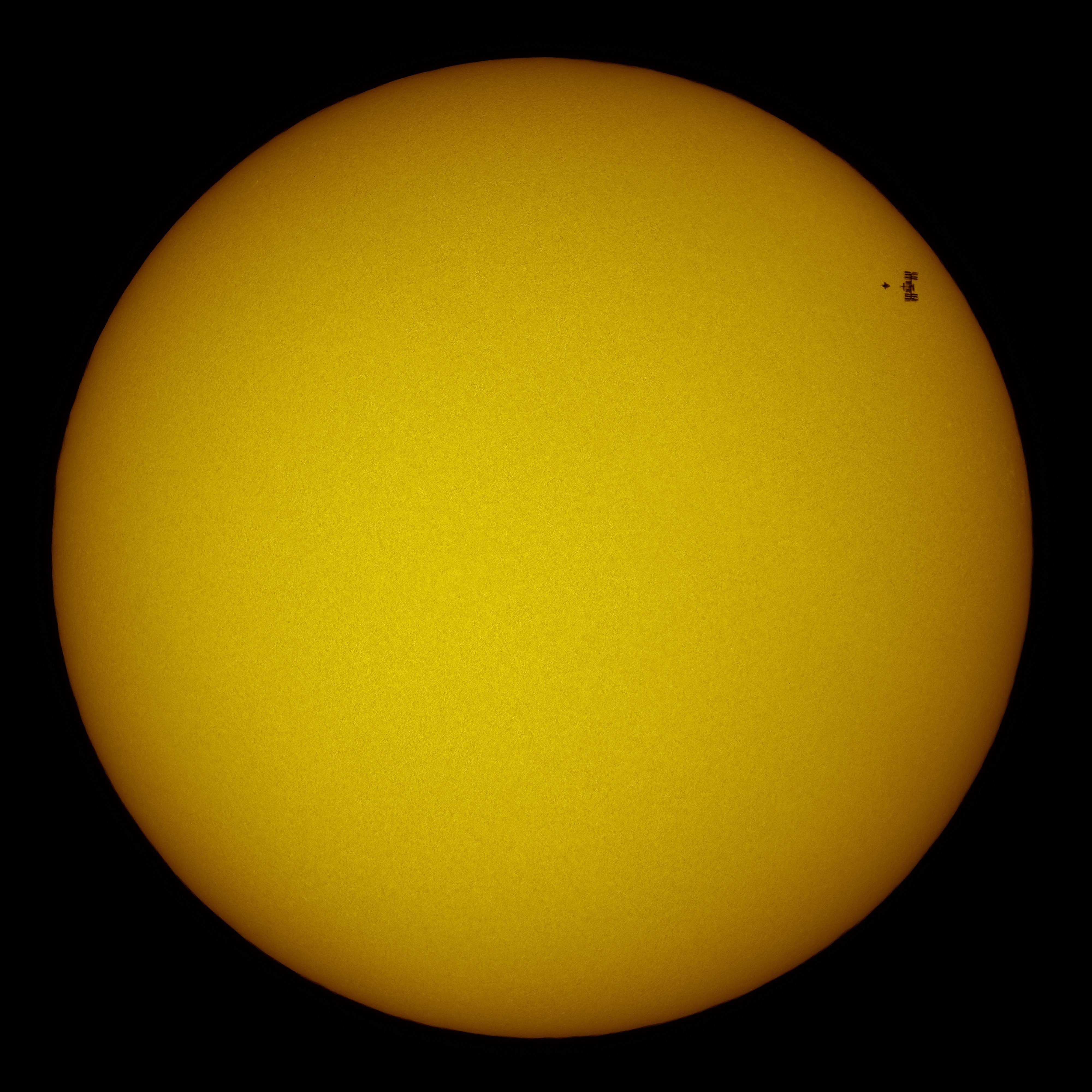 Sun, ISS, Space shuttle Wallpaper