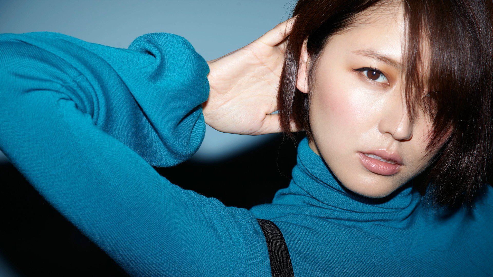 Masami Nagasawa, Women, Asian, Hair in face, Short hair, Arms up, Turtlenecks Wallpaper