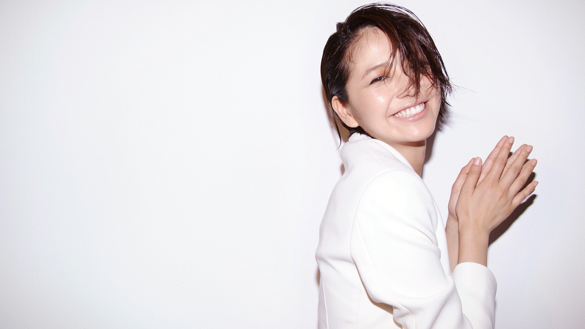 Masami Nagasawa, Smiling, Simple background, Hair in face, Asian, Women, White tops Wallpaper