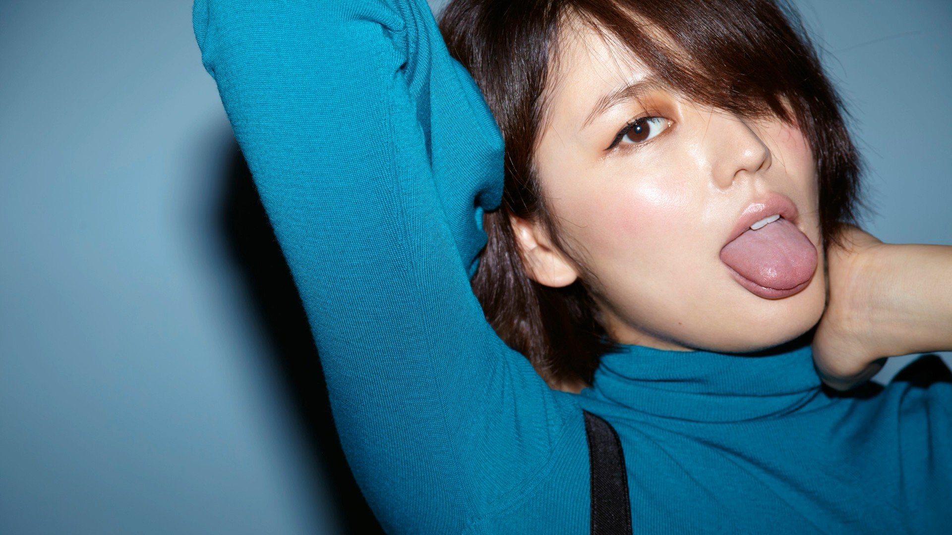 Masami Nagasawa, Tongues, Asian, Women, Face, Blue background, Short hair, Turtlenecks Wallpaper
