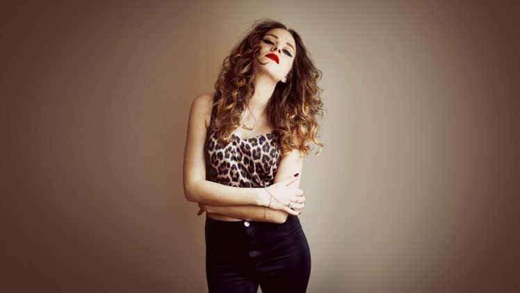 Kasia Lins, Women, Simple background, Curly hair HD Wallpaper Desktop Background