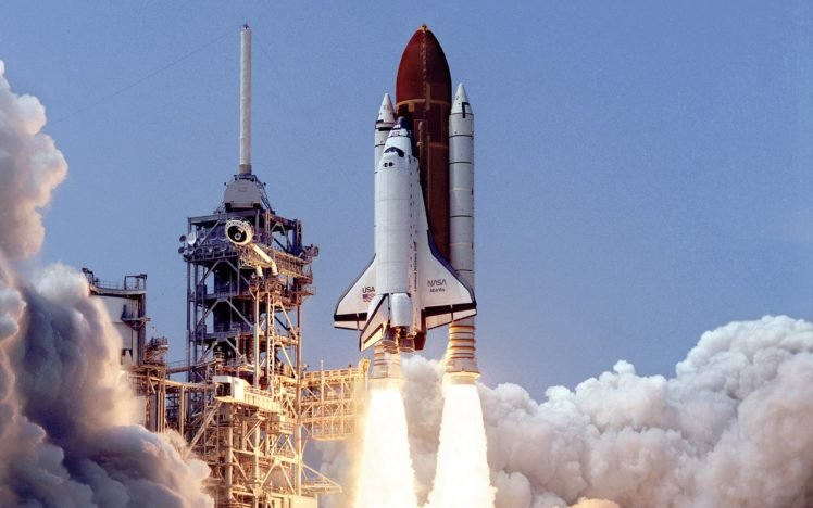 Space Shuttle Atlantis, NASA, Launch pads, Scanned image HD Wallpaper Desktop Background
