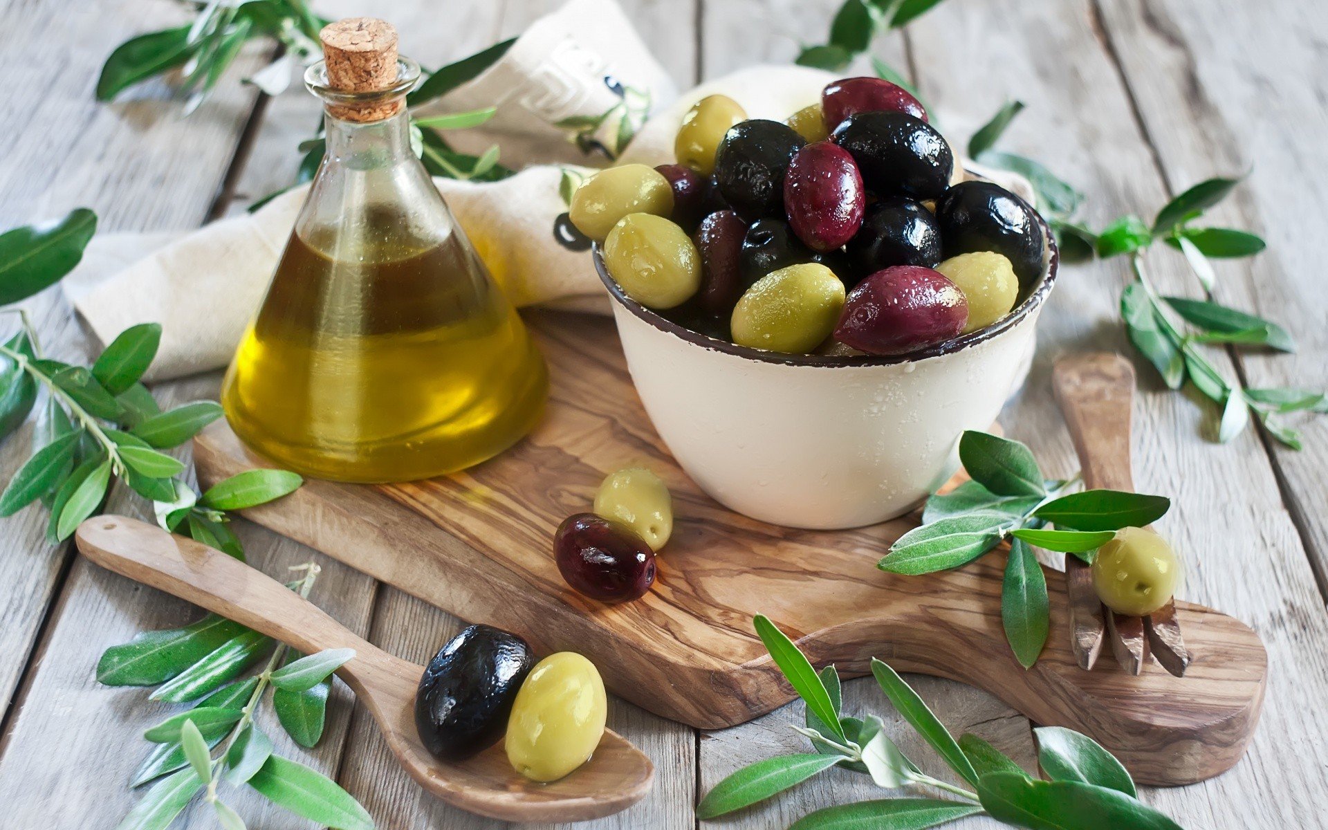 food, Olives Wallpaper