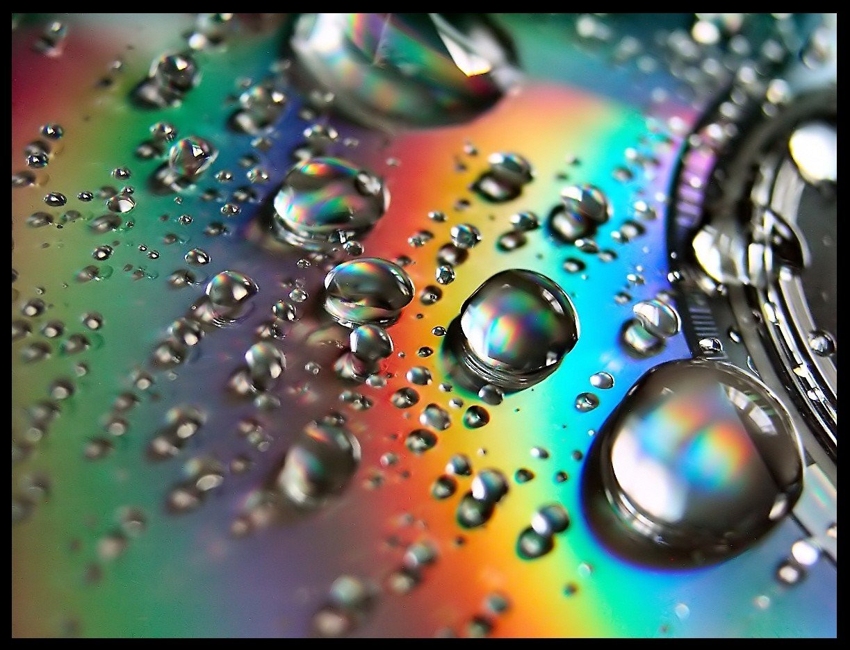 closeup, Discs, Water drops Wallpaper