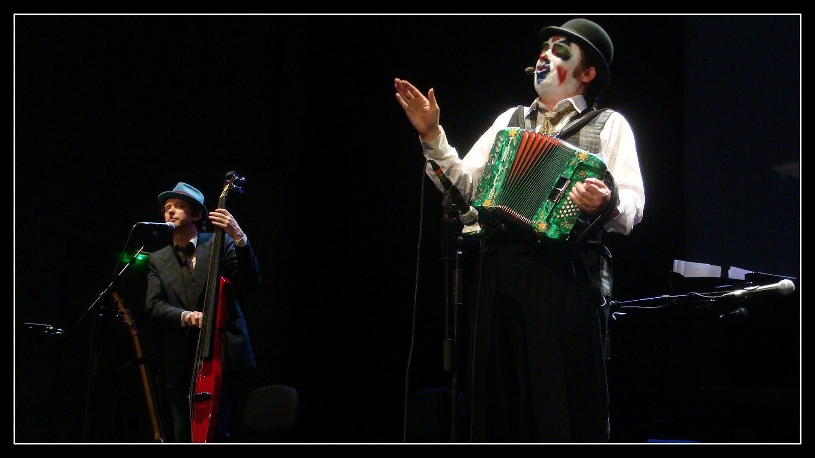 Martyn Jacques, The Tiger Lillies, Brechtian Cabaret Wallpaper