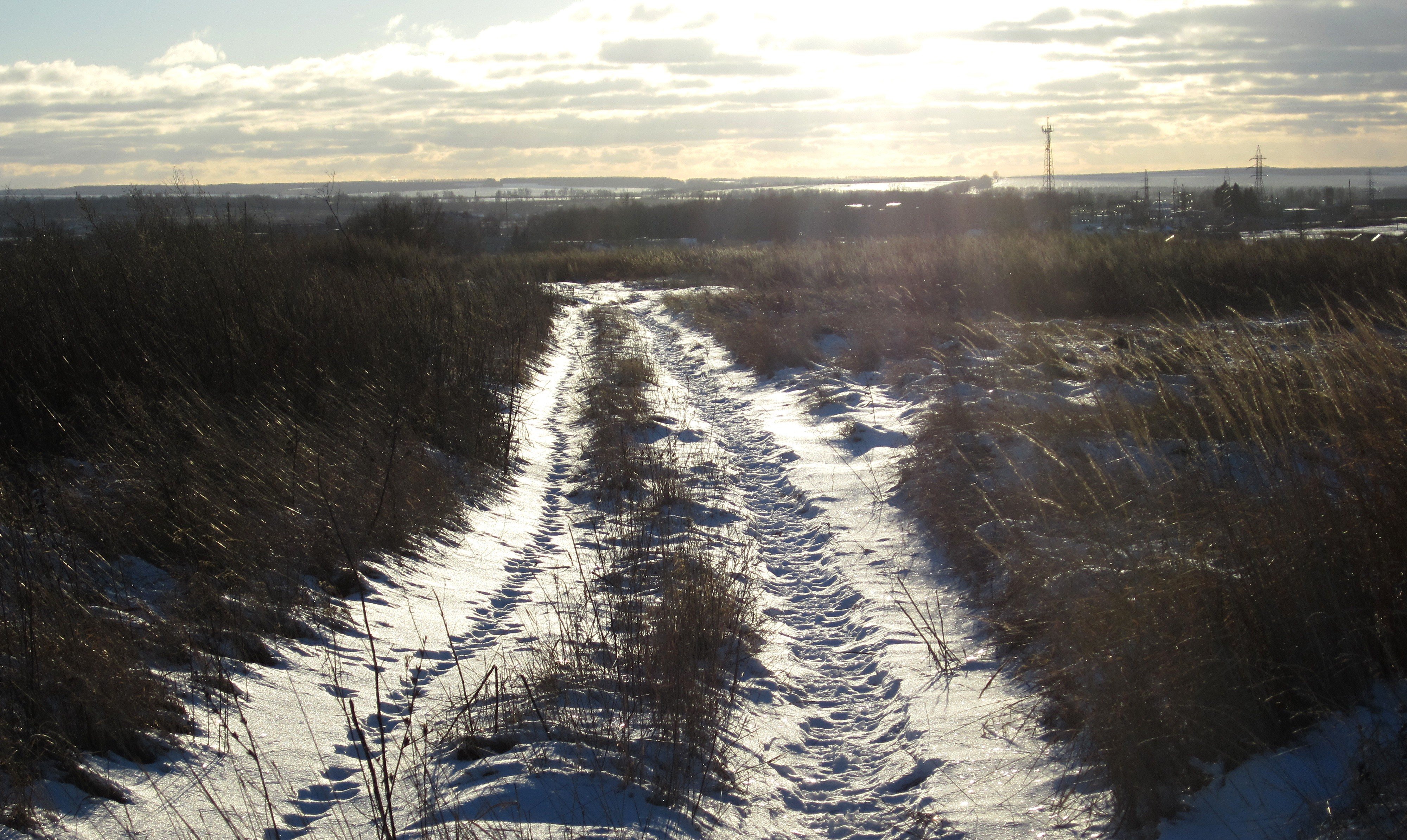 Russia, Winter, Snow, Road, Path, Dirt road Wallpaper