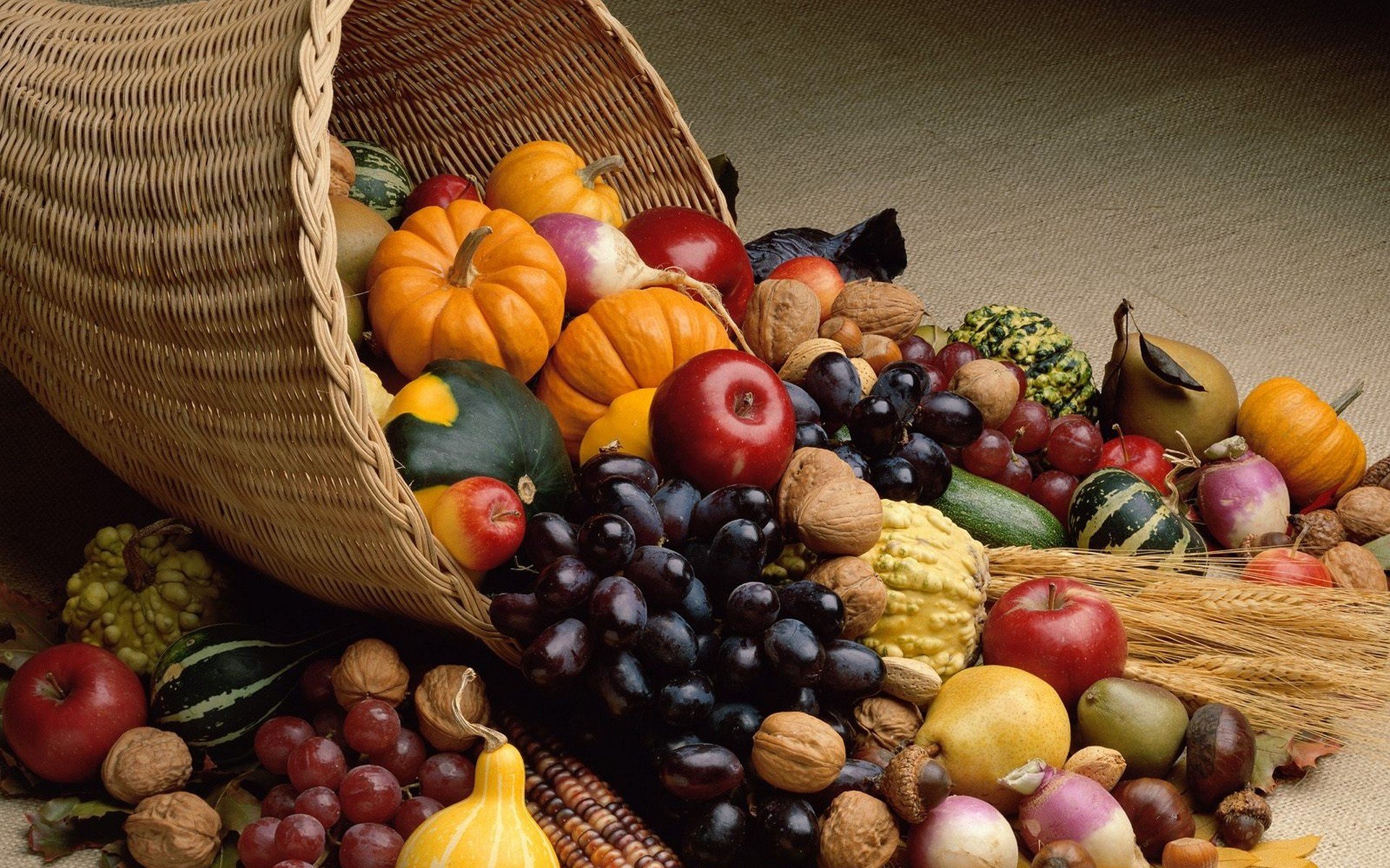 baskets, Pumpkin, Apples, Grapes, Wheat Wallpaper