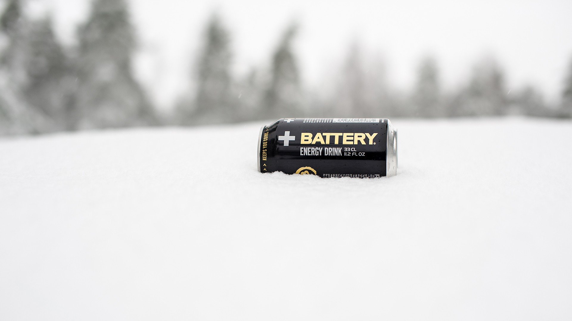 battery, Can, Snow, Energy drinks Wallpaper