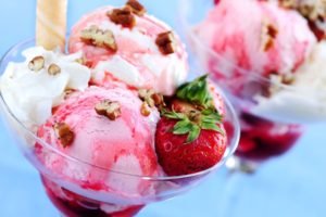 food, Ice cream, Strawberries, Desserts