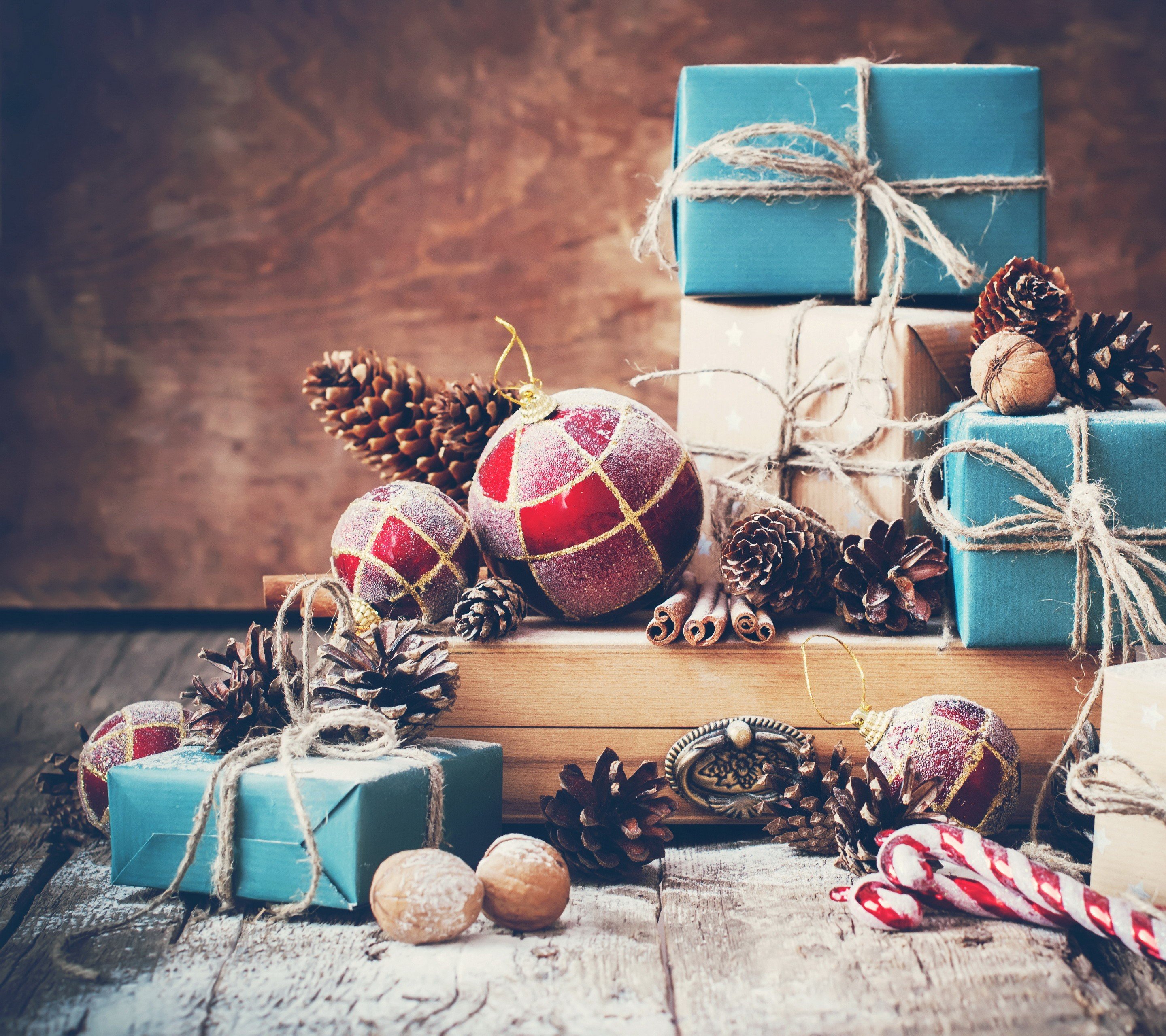 Christmas ornaments, Snow, Presents, Pine cones Wallpaper