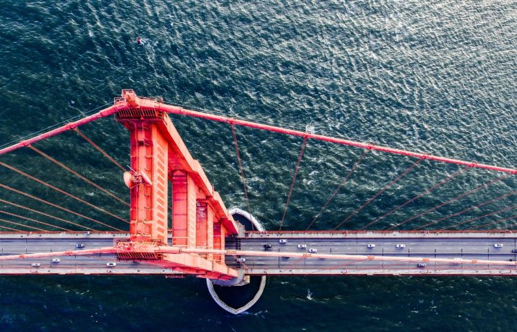 natural light, Golden Gate Bridge, Bridge, Traffic, Car, Sea, Vehicle HD Wallpaper Desktop Background