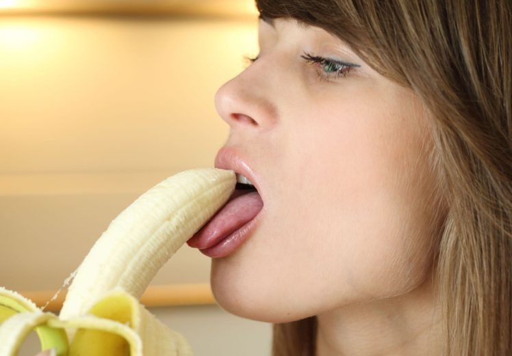 women, Bananas, Food, Face, Brunette, Licking, Innuendo, Sexy HD Wallpaper Desktop Background