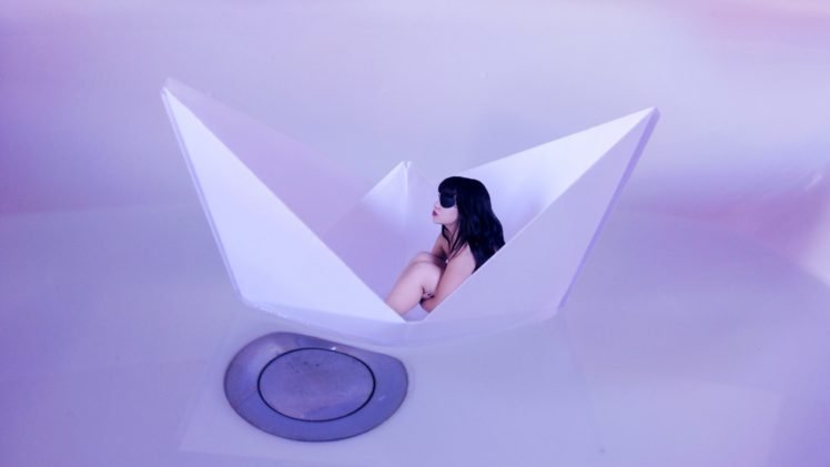 women, Paper boats, Model HD Wallpaper Desktop Background