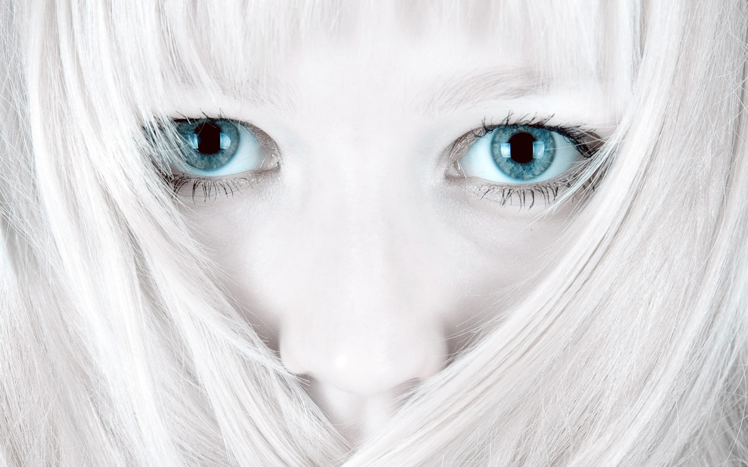 dyed hair, Pale, Blue eyes, Eyes, Face, Closeup, Women, White, Bright Wallpaper