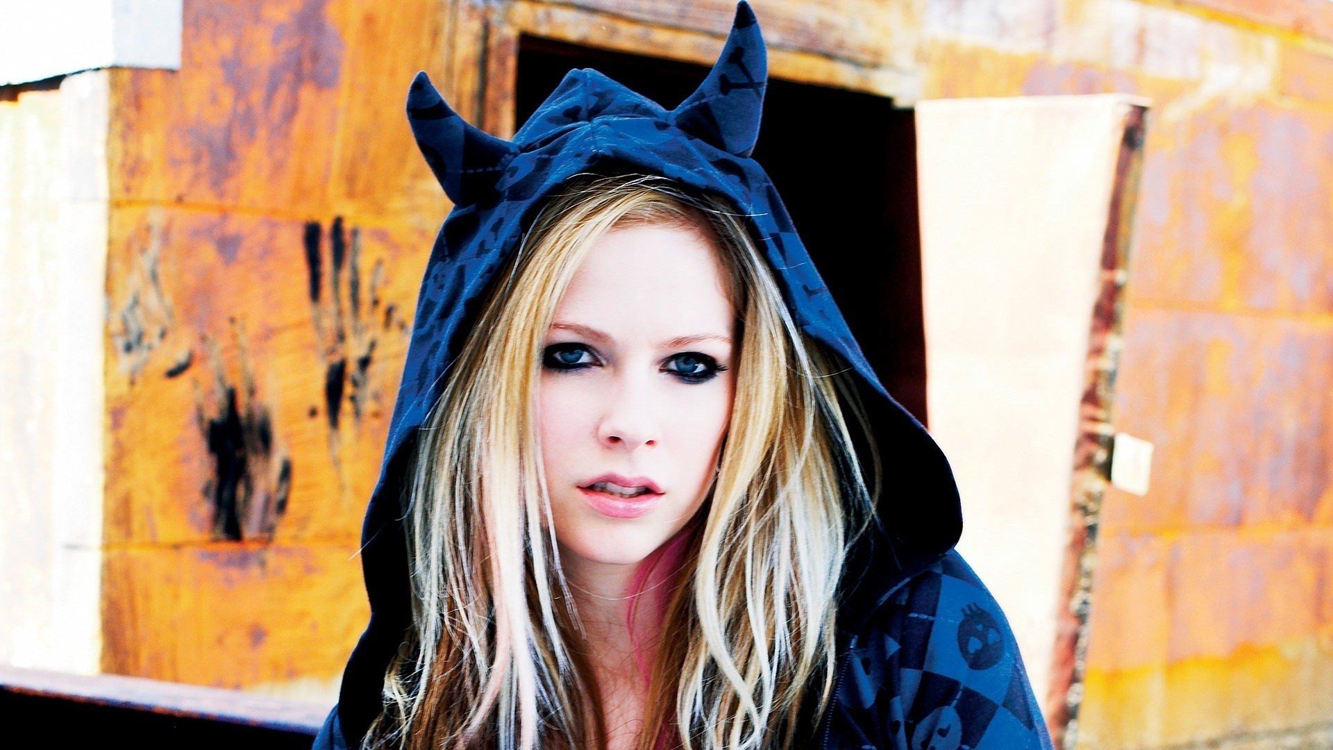 Avril Lavigne Hd Wallpapers Desktop And Mobile Images Photos
