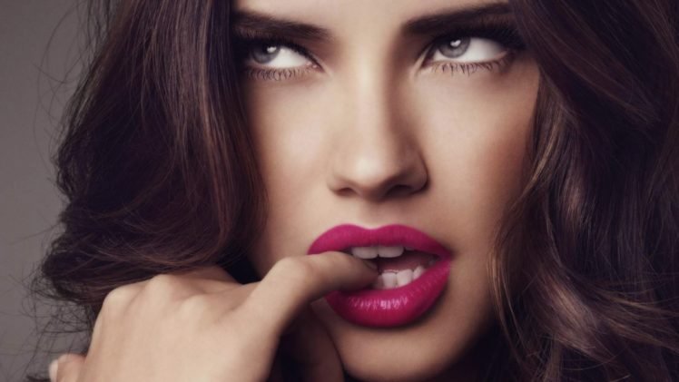 Adriana Lima, Women, Model, Brunette, Blue eyes, Sensual gaze HD Wallpaper Desktop Background