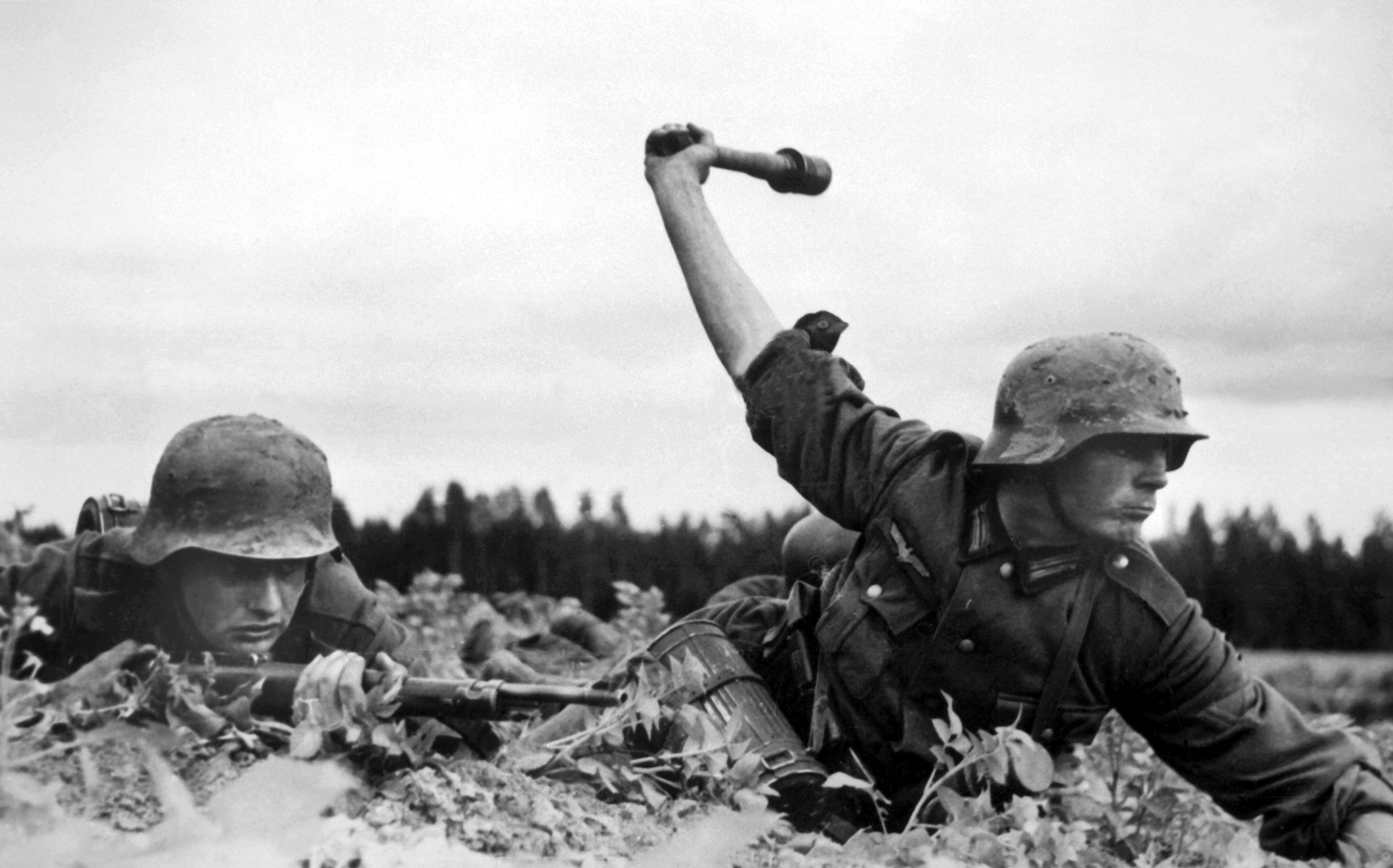 Soldier German Army Gun Nazi World War II HD Wallpapers Desktop 