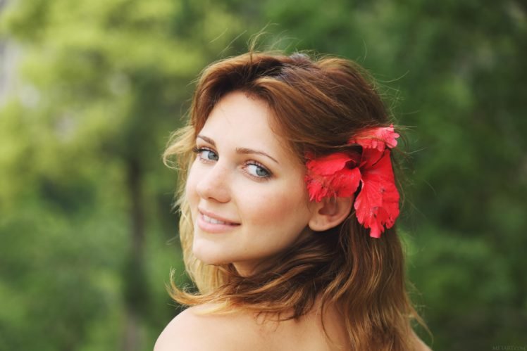 women, Face, Blue eyes, Looking back, Flower in hair HD Wallpaper Desktop Background