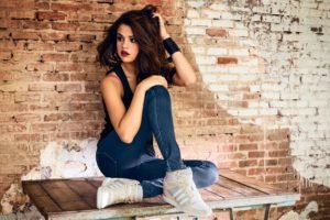 Selena Gomez, Actress, Singer, Jeans