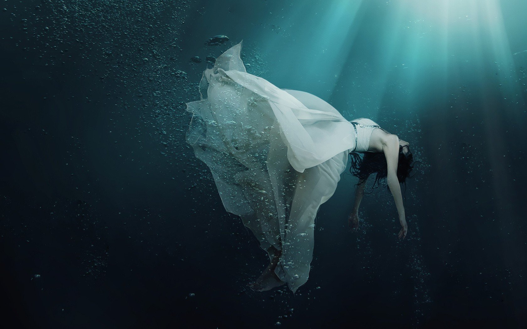 women, Underwater Wallpaper