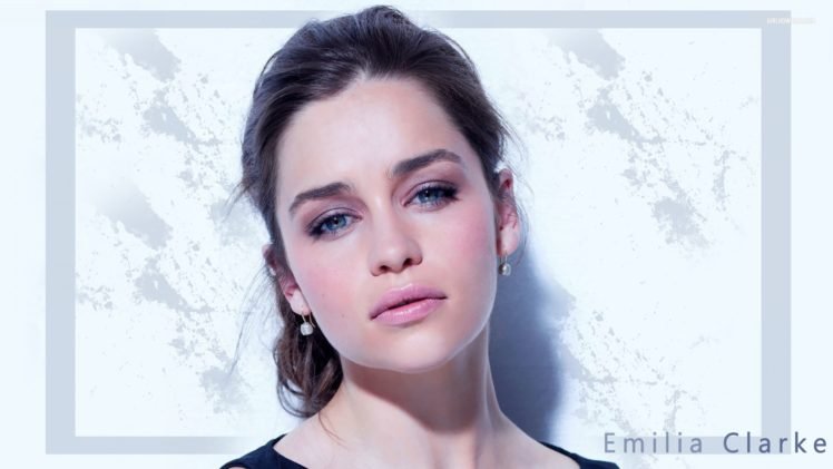 Emilia Clarke HD Wallpaper Desktop Background