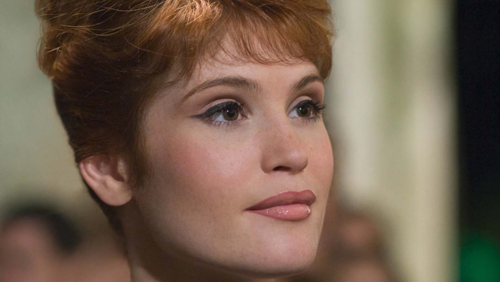 Gemma Arterton, Quantum of Solace, Women, Redhead, Freckles, Actress Wallpaper