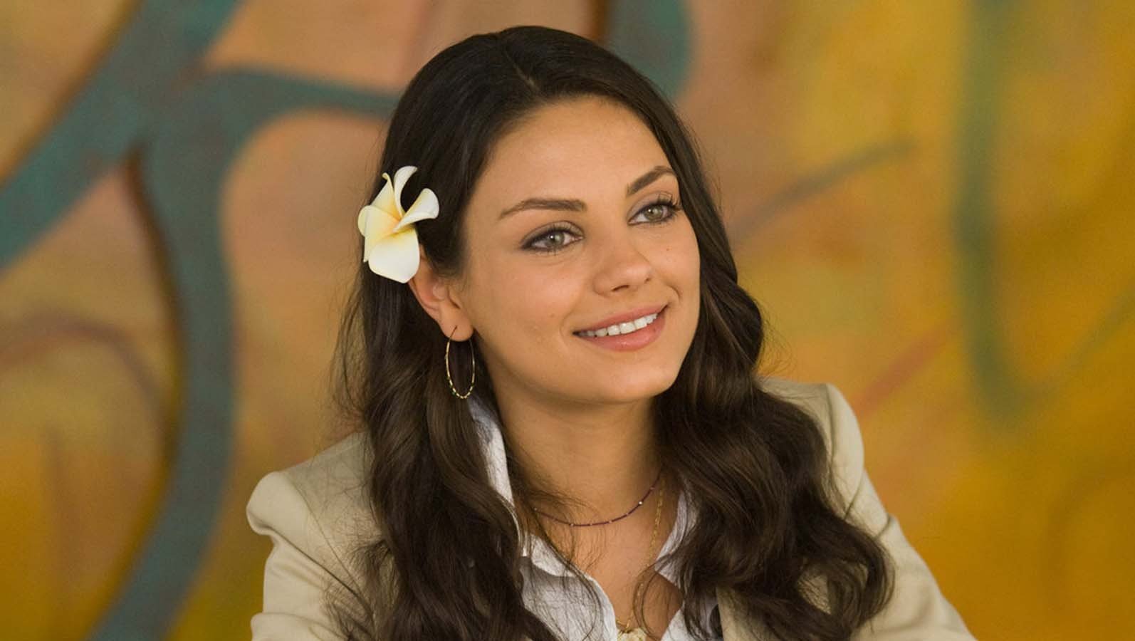 Mila Kunis, Forgetting Sarah Marshall, Plumeria, Women Wallpaper