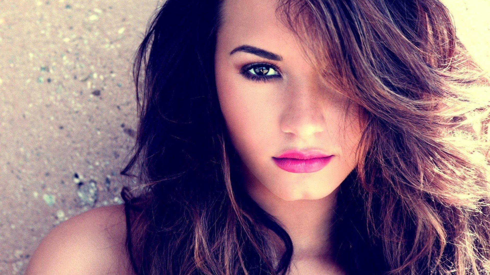 women, Brunette, Closeup, Demi Lovato Wallpaper