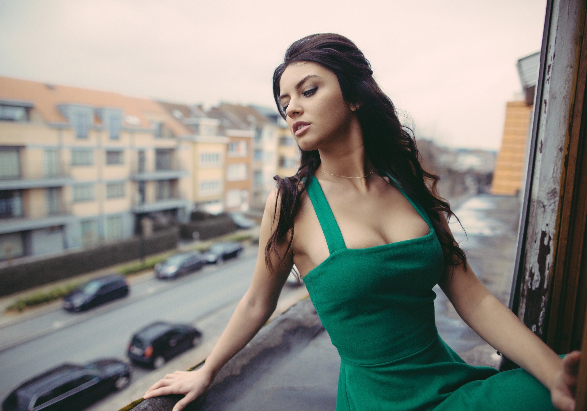 model, David Olkarny, Classy, Women, Brunette, Green dress, Cleavage, Aurela Skandaj, Women outdoors, Dress, Necklace, Looking down Wallpaper