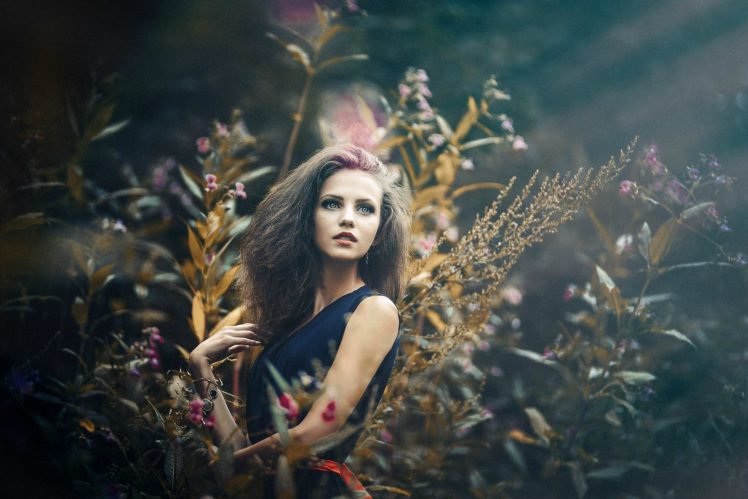 women, Brunette, Model, Long hair, Women outdoors, Grass, Blue eyes, Ksenia Malinina HD Wallpaper Desktop Background