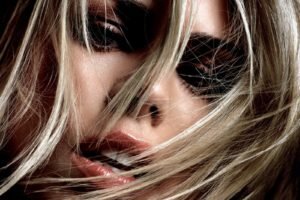 Billie Piper, Hair in face, Blonde, Face, Closeup