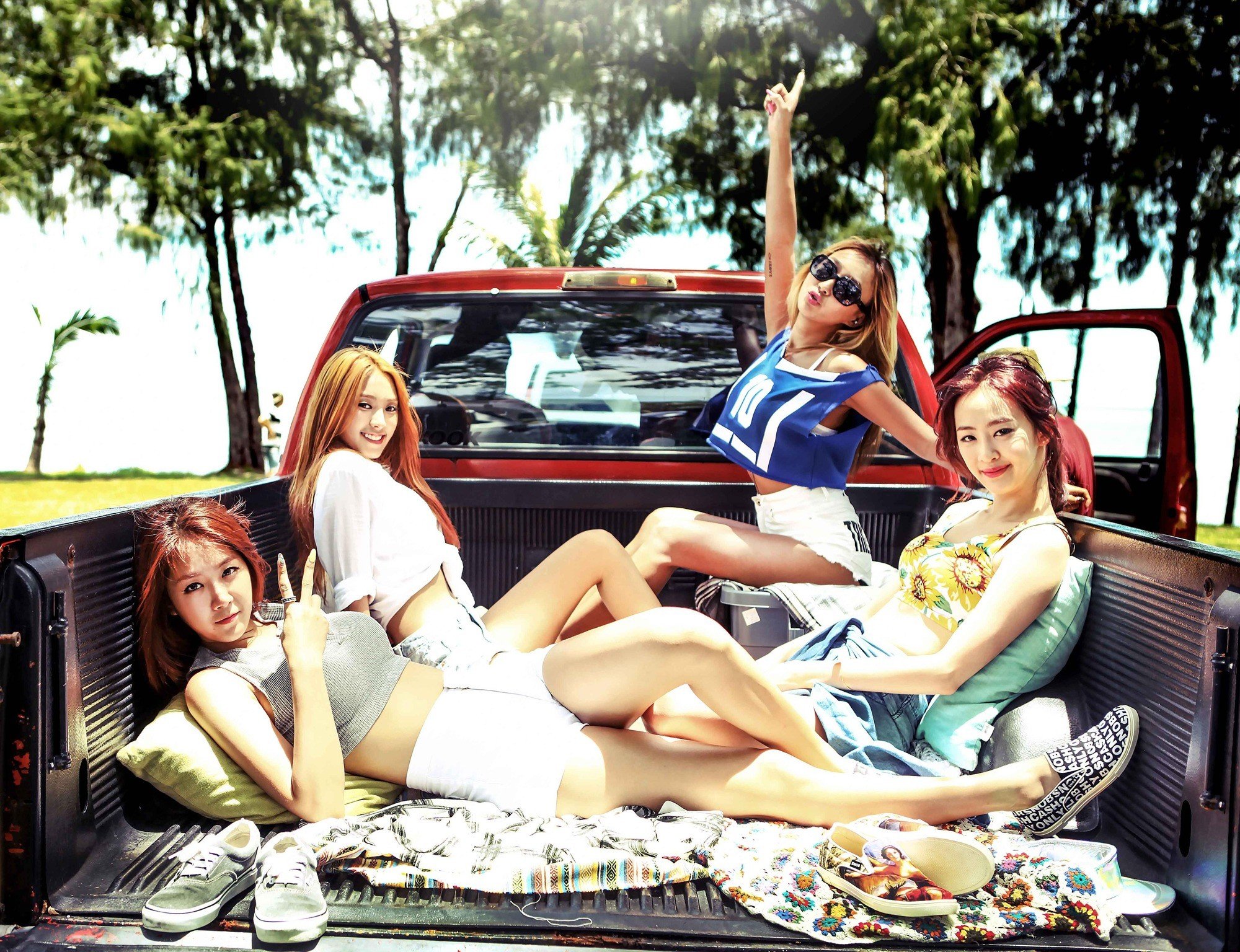 Sistar Kpop, South Korea, Asian, Women, Car, Group of women Wallpaper