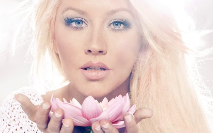 Christina Aguilera, Women, Music, Flowers, Blonde, Face HD Wallpaper Desktop Background