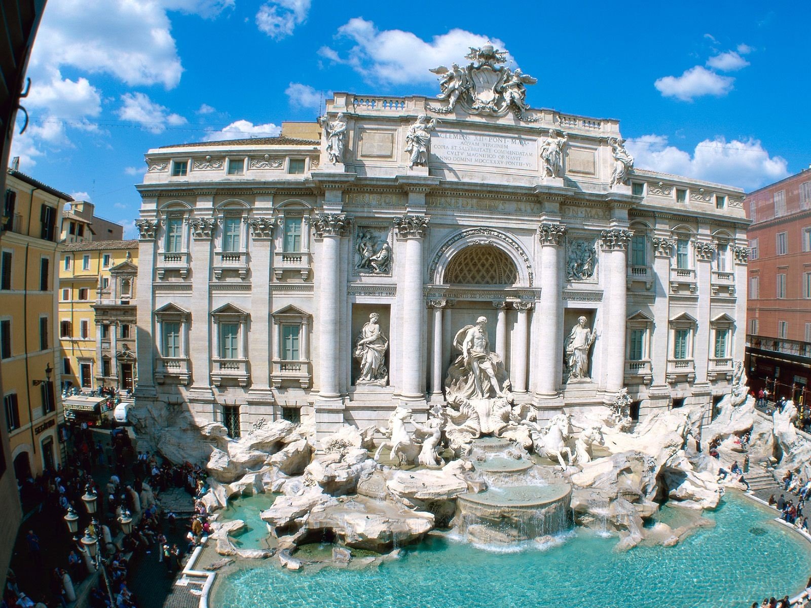 Rome, Trevi fountain, Italy Wallpaper