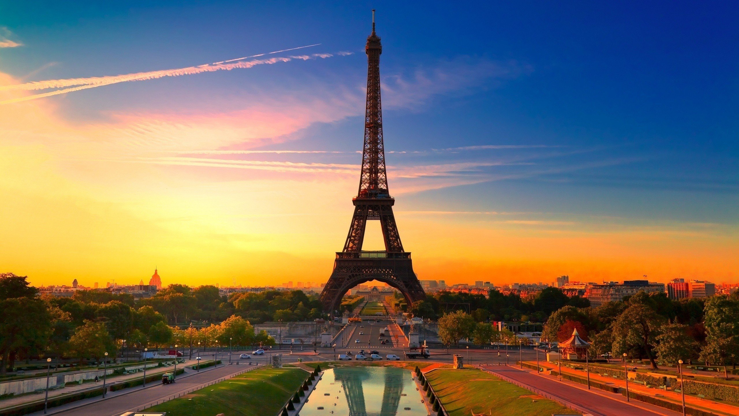 Paris, Eiffel Tower, France Wallpaper