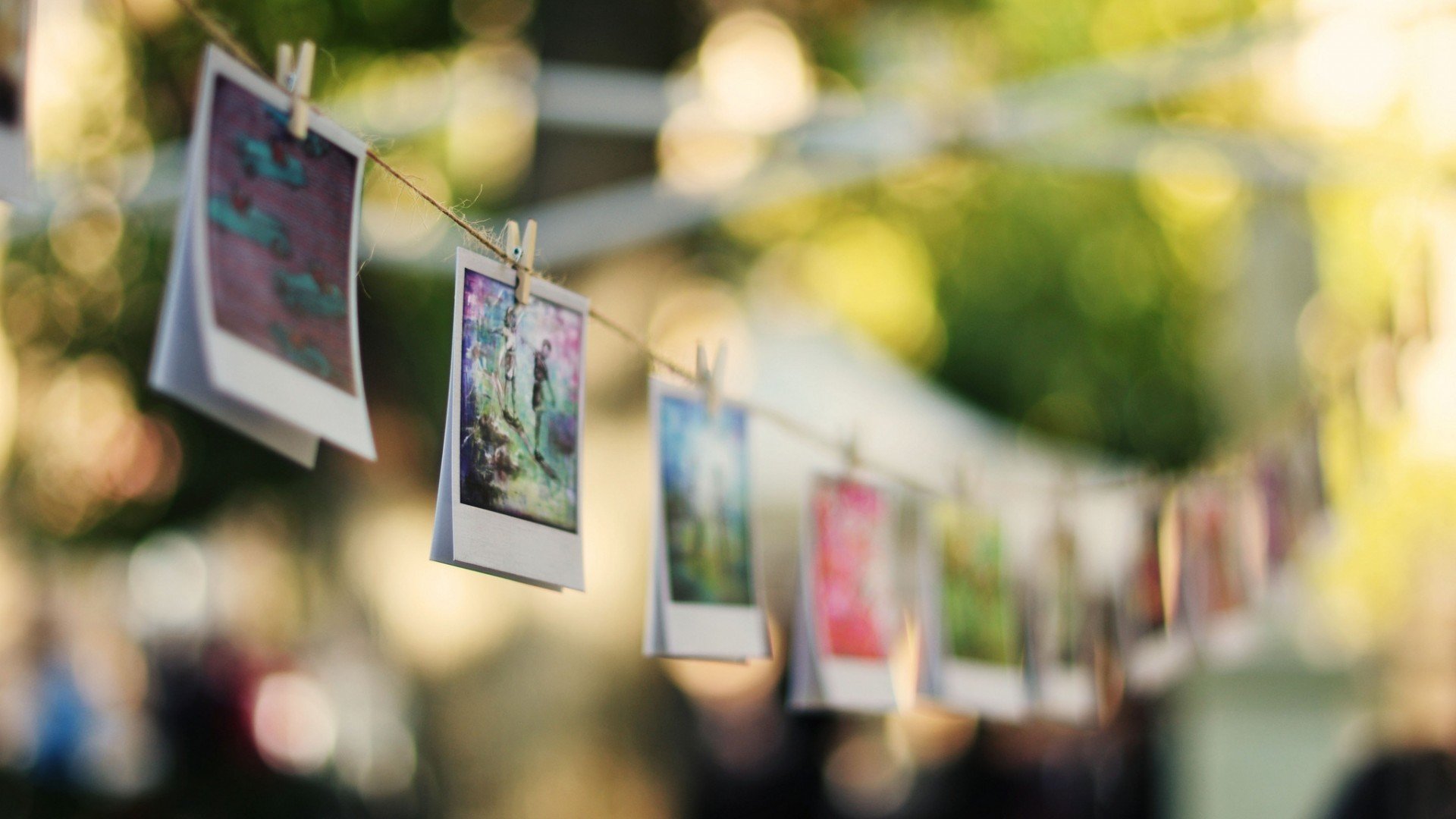 pins, Polaroids, Bokeh, Depth of field Wallpaper