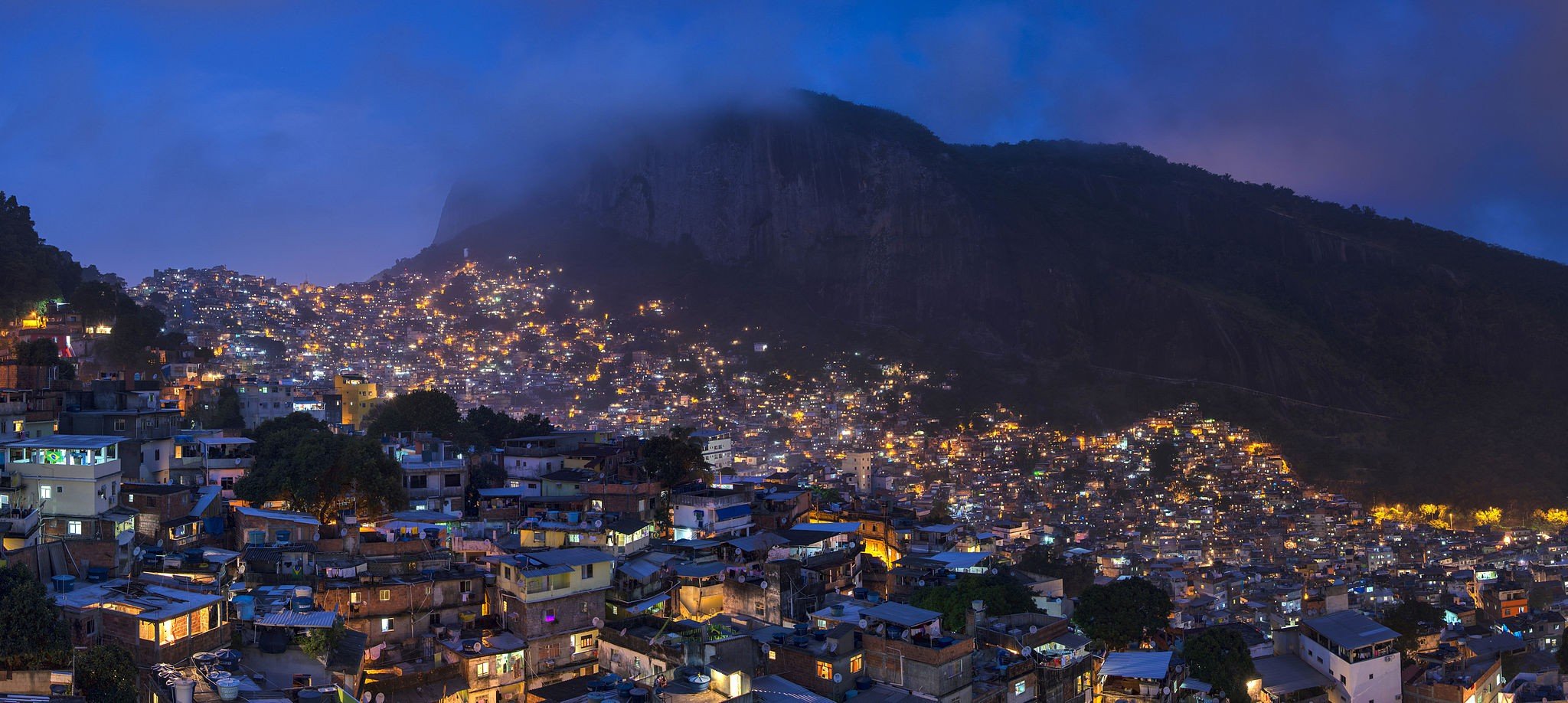 Rio de Janeiro, Brazil, Favela Wallpaper