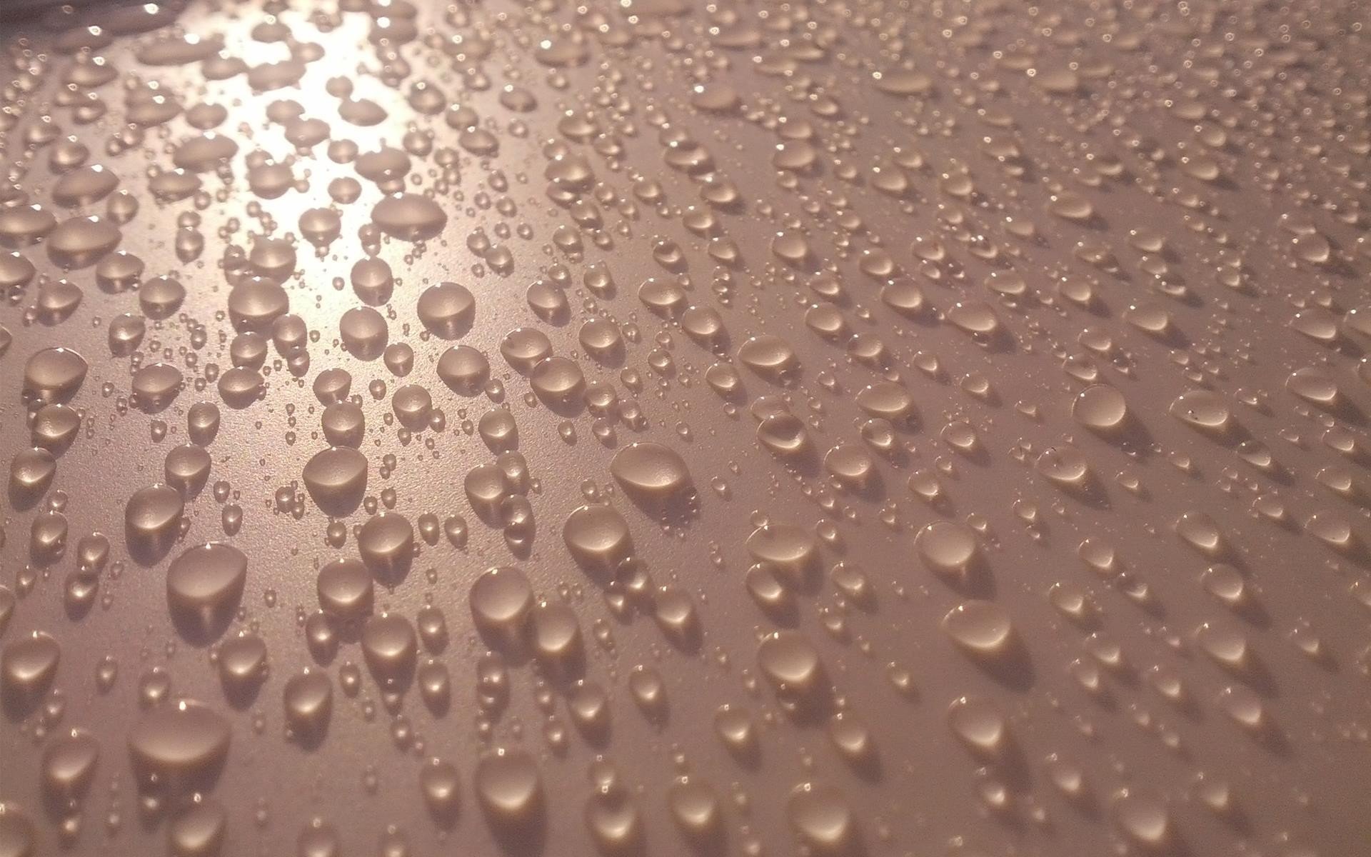 water drops Wallpaper