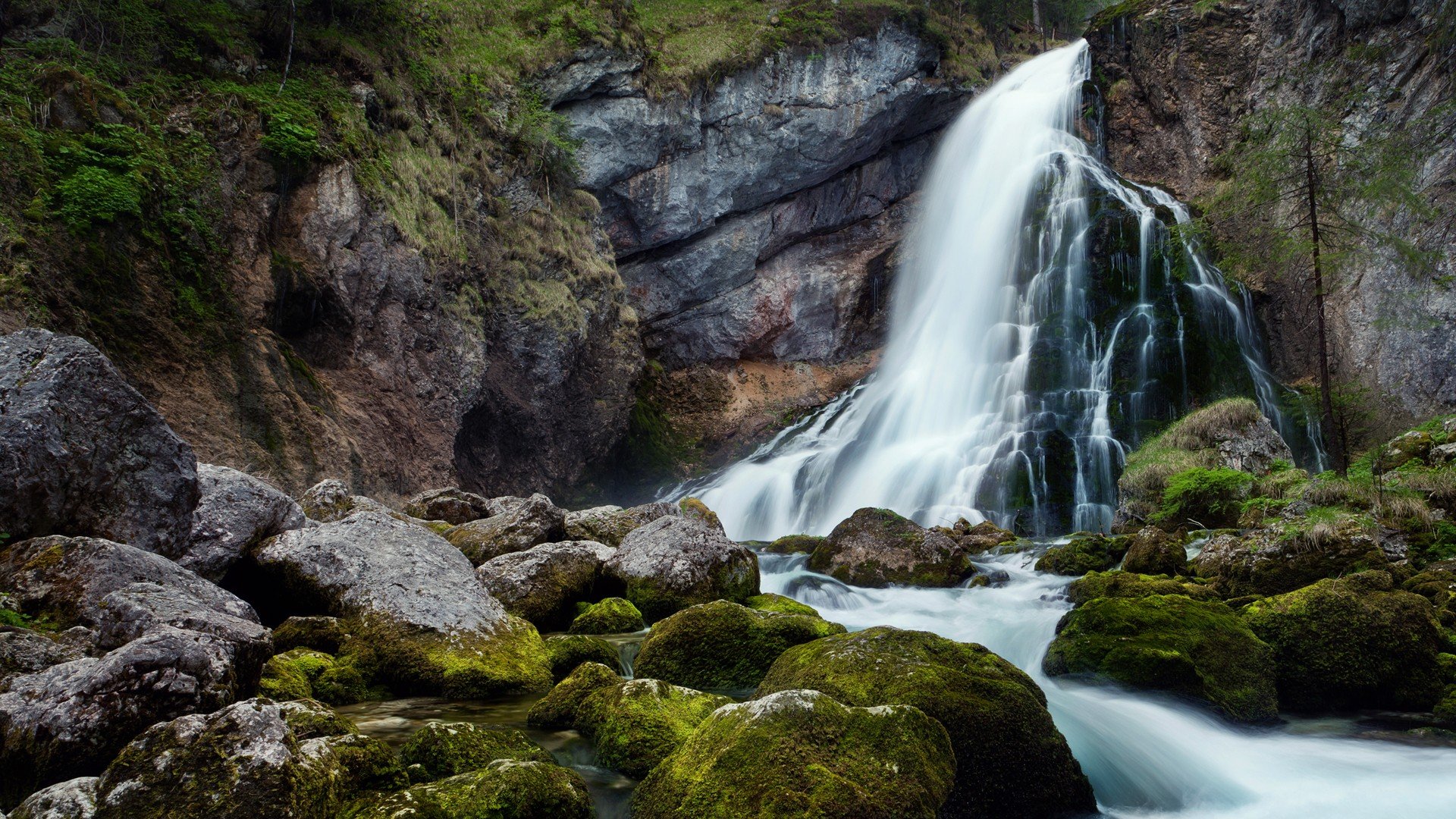 waterfall Wallpaper