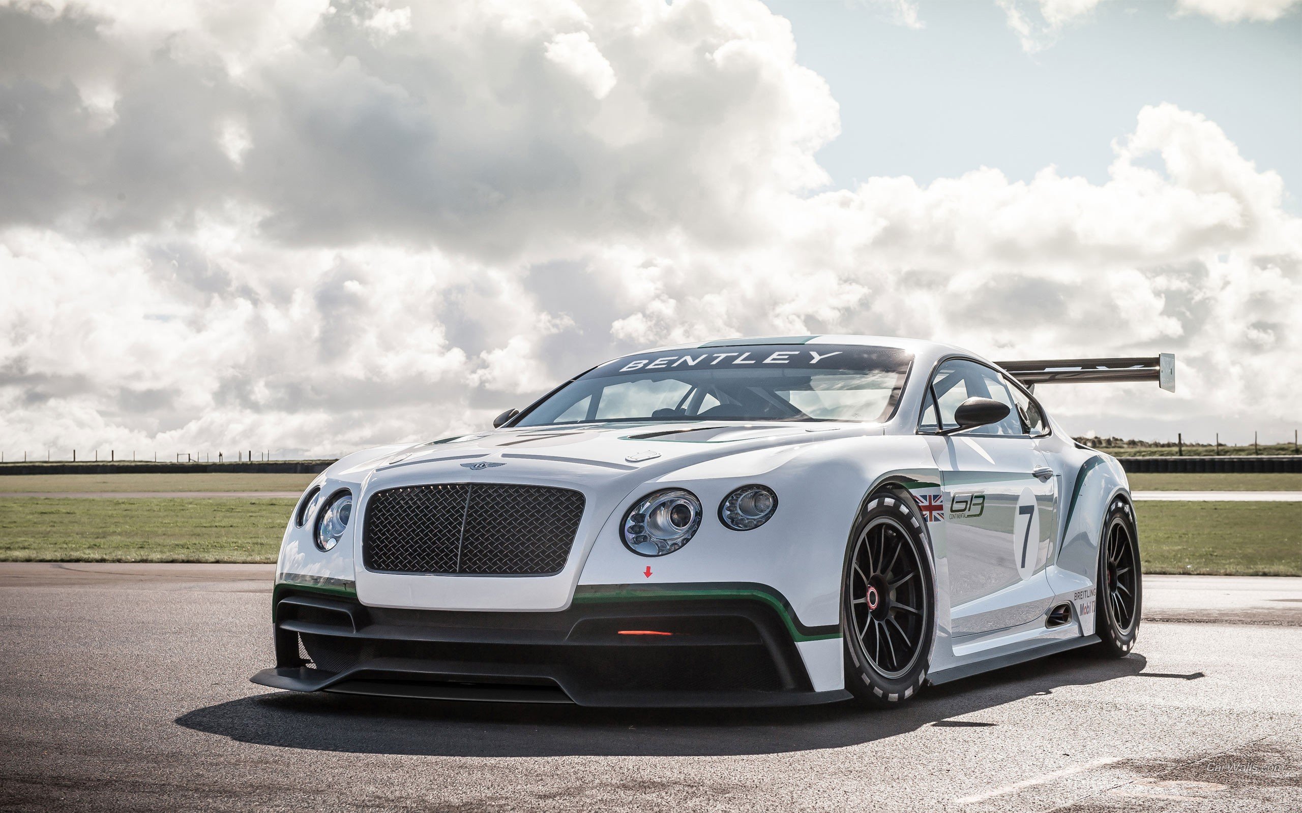 Bentley Wallpaper