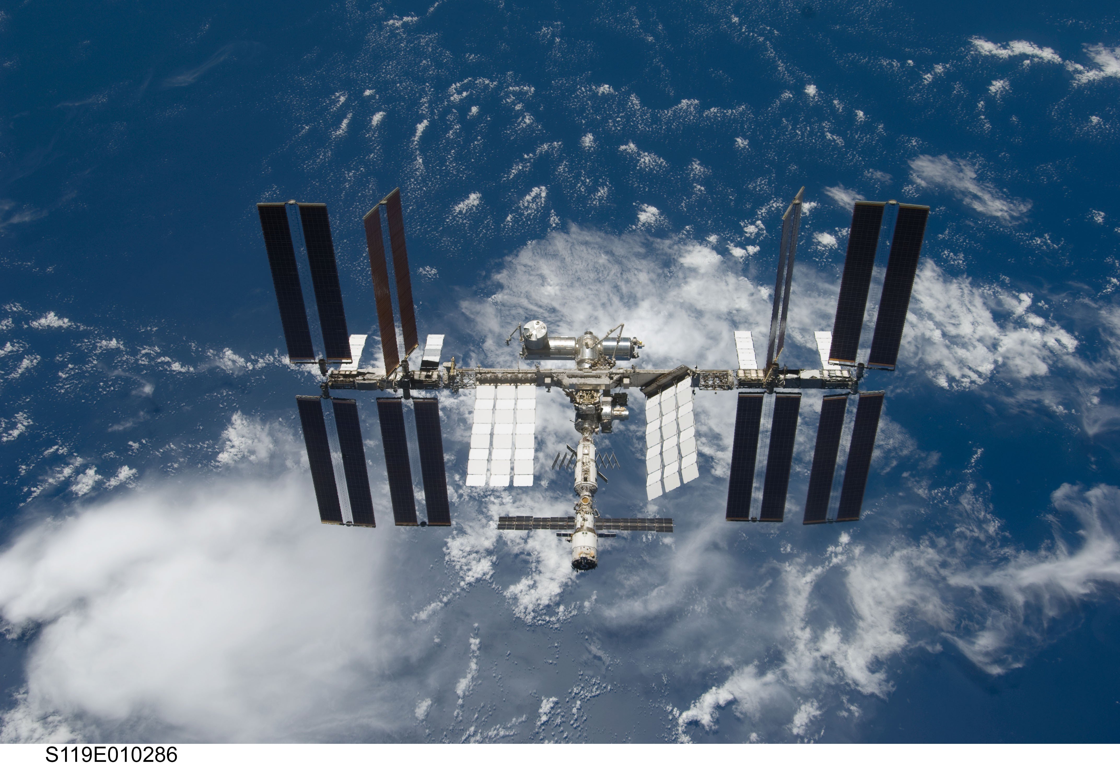 Iss Hd Wallpapers Desktop And Mobile Images And Photos