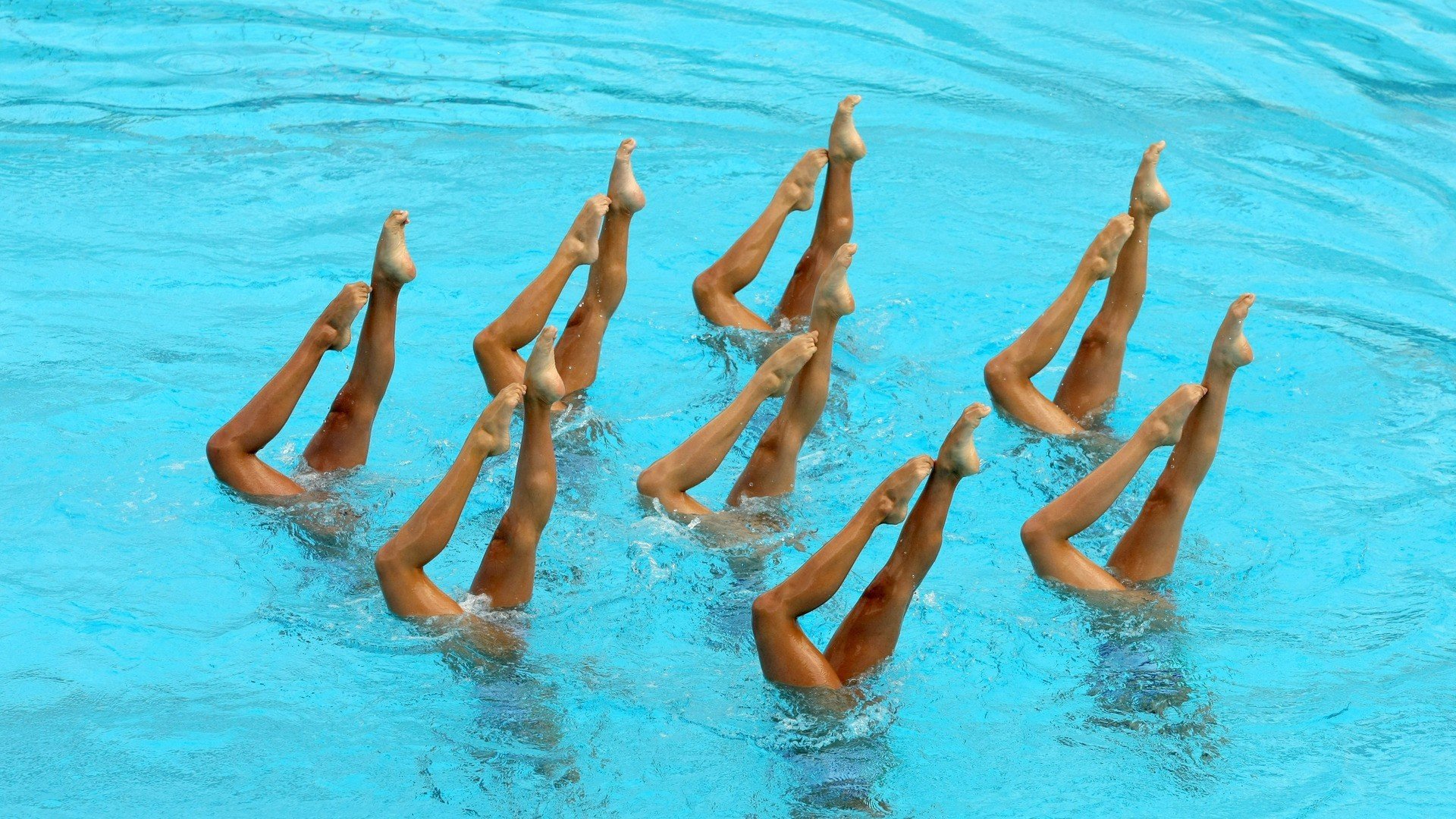 legs, Swimming pool Wallpaper