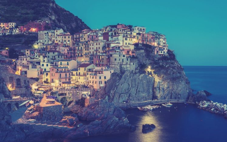 Manarola, Cinque Terre, Italy HD Wallpaper Desktop Background