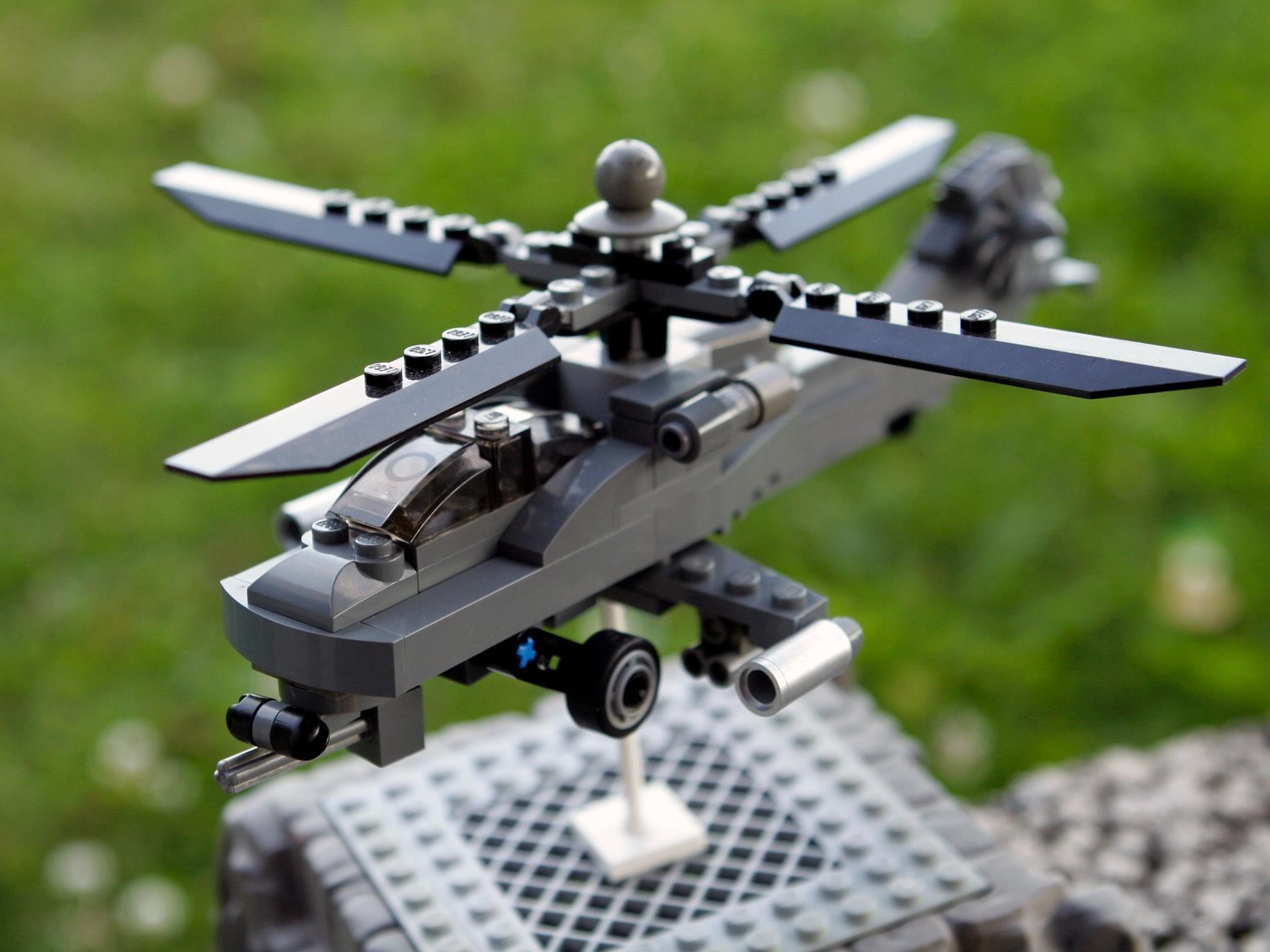LEGO, Boeing AH 64 Apache, Helicopters Wallpaper