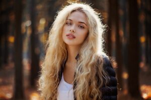 women, Model, Blonde, Women outdoors, Curly hair, Juicy lips