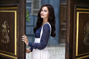 women, Brunette, Long hair, Fahriye Evcen
